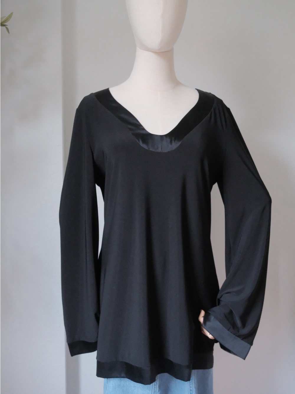 White House Black Market Black V-Neck Blouse with Satin Trim